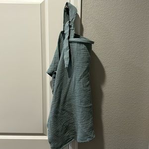 Muslin breastfeeding cover